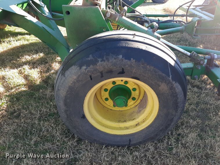 image for item OF9608 John Deere 8500  grain drill