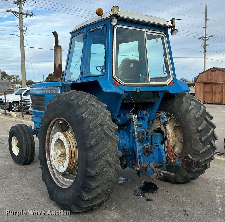 image for item OK9148 Ford TW-30  tractor