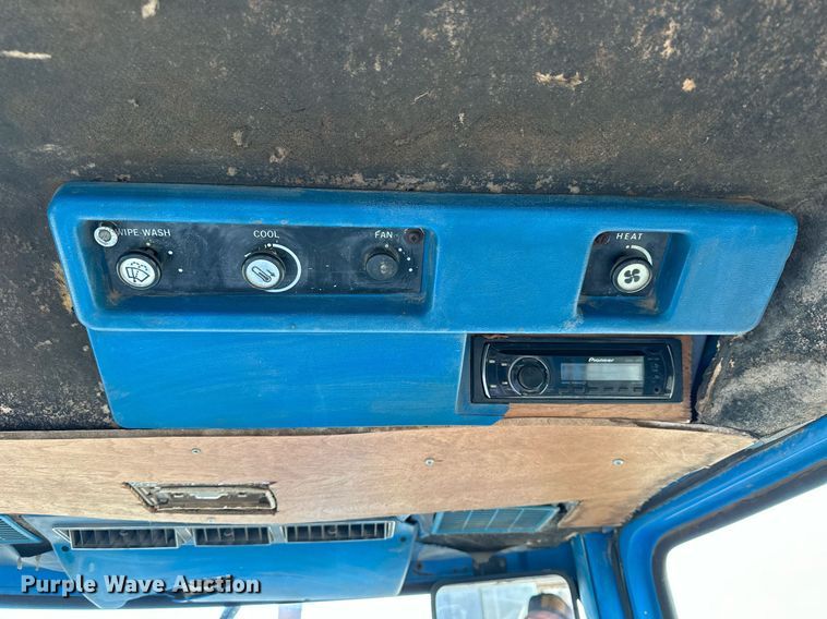 image for item OK9148 Ford TW-30  tractor