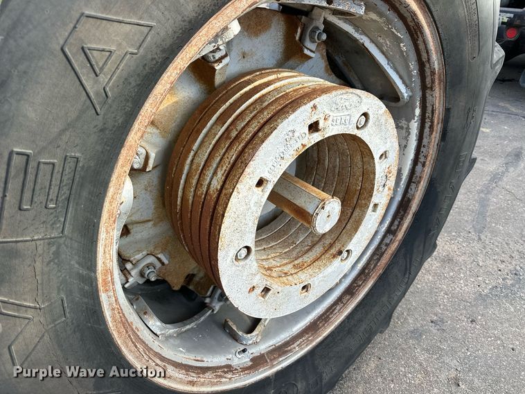 image for item OK9148 Ford TW-30  tractor