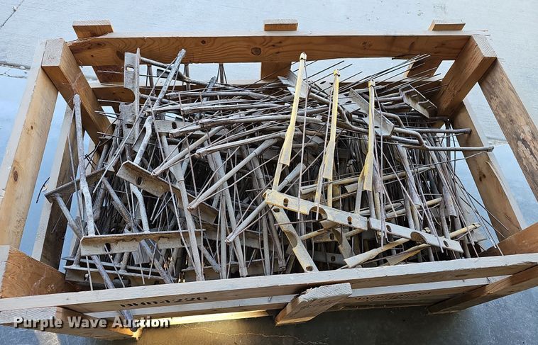 image for item OL9379 Milo guards