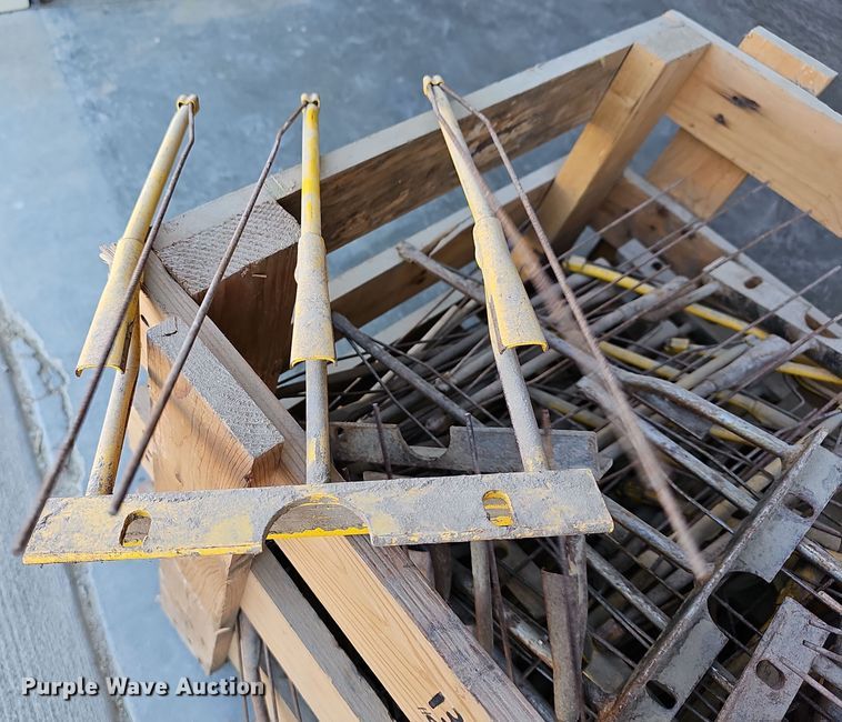 image for item OL9379 Milo guards