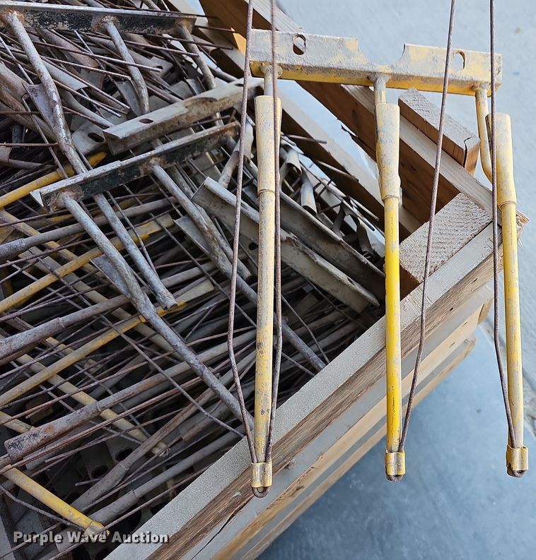 image for item OL9379 Milo guards