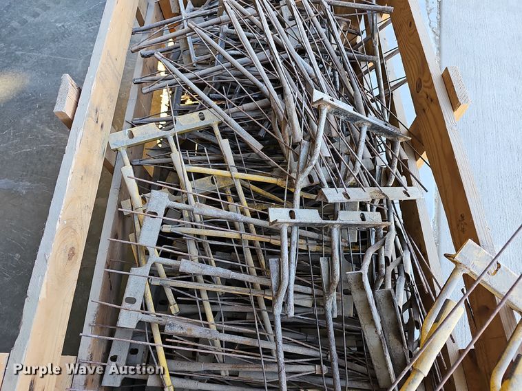 image for item OL9379 Milo guards