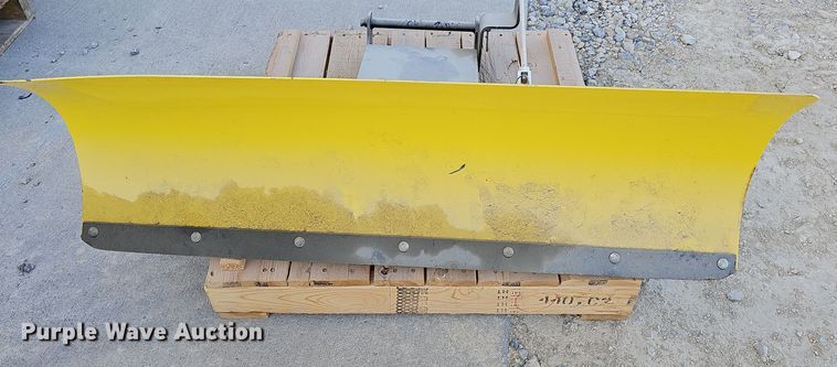 image for item OL9382 John Deere 44" W blade