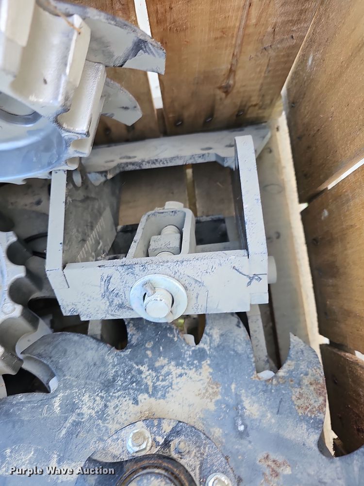 image for item OL9383 (8) row cleaners