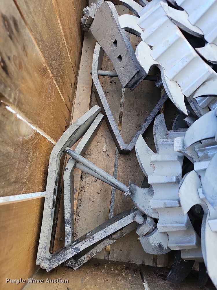 image for item OL9383 (8) row cleaners