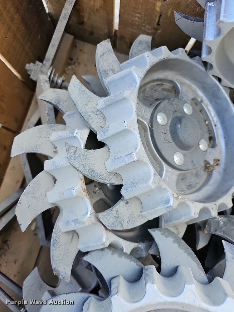 image for item OL9383 (8) row cleaners