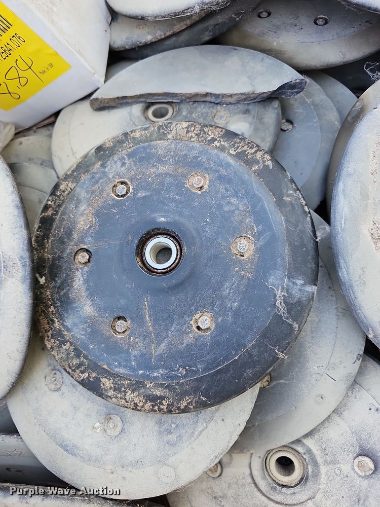 image for item OL9389 9" closing wheels