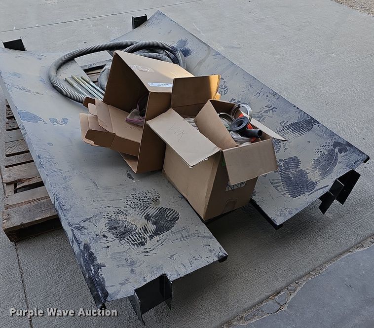 image for item OL9390 Tank cradle