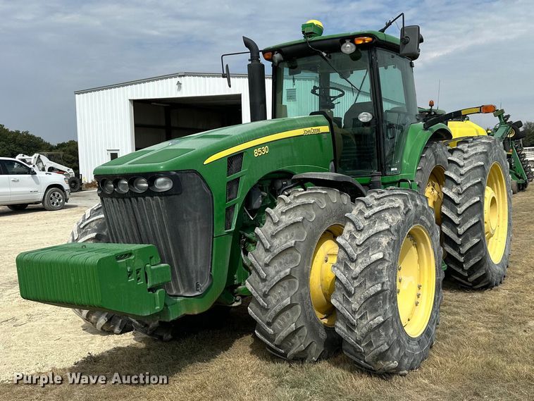 image for item NP9563 2009 John Deere 8530  MFWD tractor