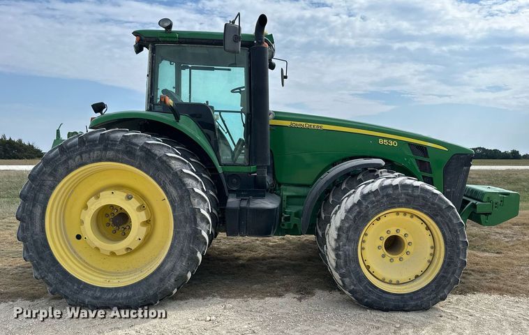 image for item NP9563 2009 John Deere 8530  MFWD tractor