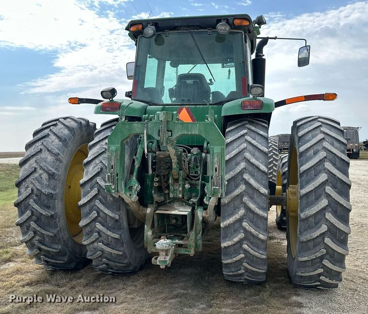 image for item NP9563 2009 John Deere 8530  MFWD tractor