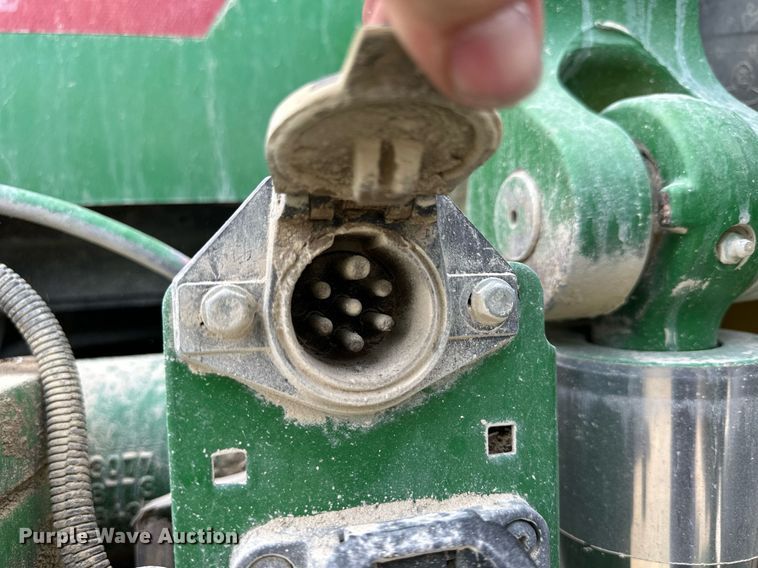 image for item NP9563 2009 John Deere 8530  MFWD tractor