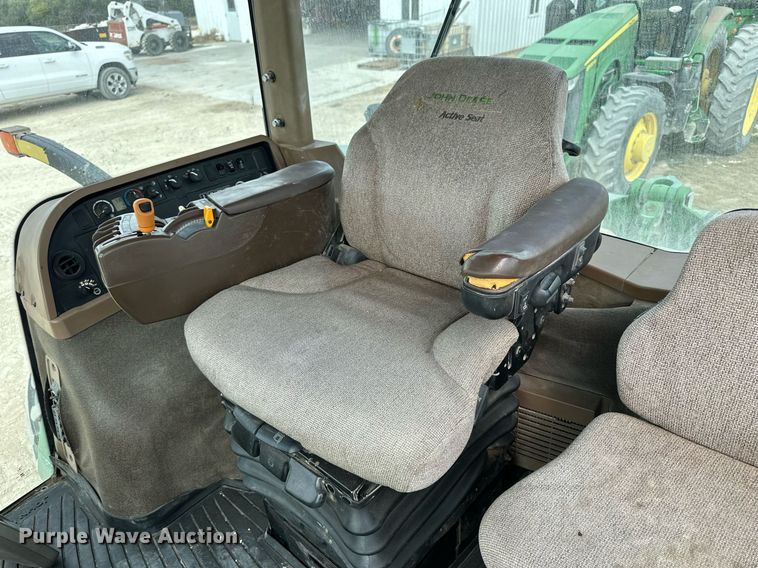 image for item NP9563 2009 John Deere 8530  MFWD tractor