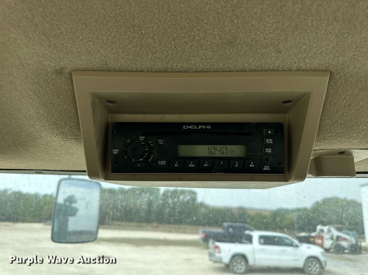 image for item NP9563 2009 John Deere 8530  MFWD tractor