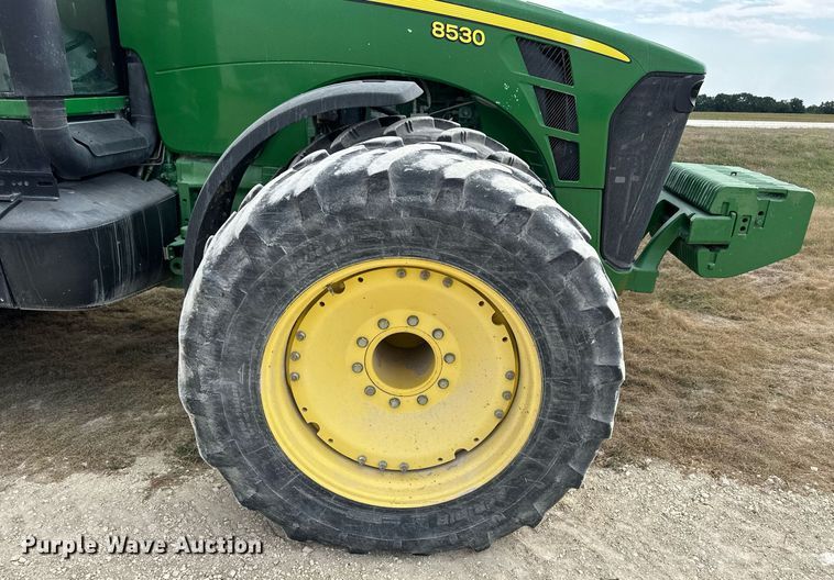 image for item NP9563 2009 John Deere 8530  MFWD tractor