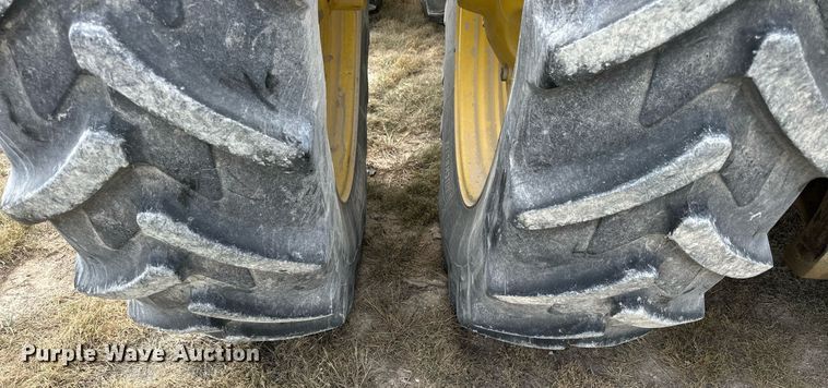 image for item NP9563 2009 John Deere 8530  MFWD tractor