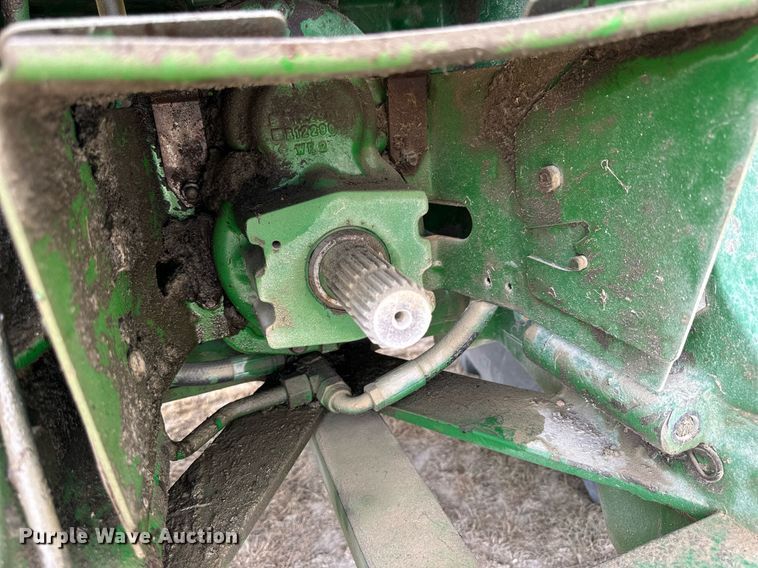 image for item NP9564 1995 John Deere 8200  MFWD tractor