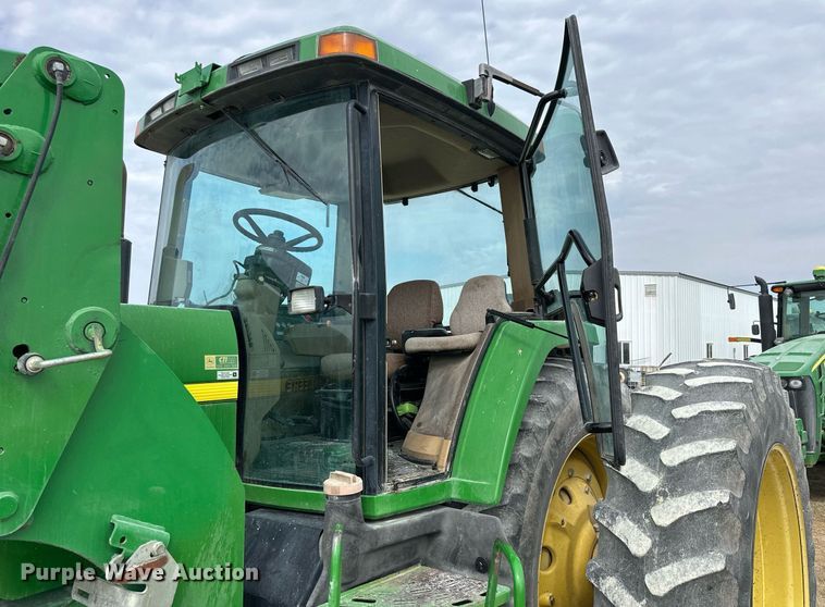 image for item NP9564 1995 John Deere 8200  MFWD tractor