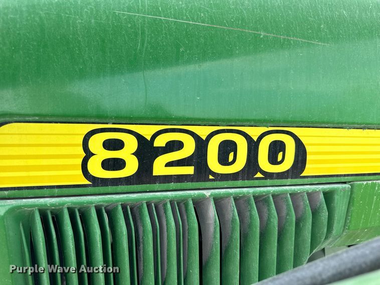 image for item NP9564 1995 John Deere 8200  MFWD tractor