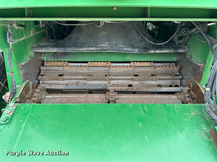 image for item NP9566 2003 John Deere 9750STS  combine