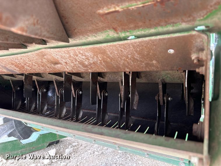 image for item NP9566 2003 John Deere 9750STS  combine