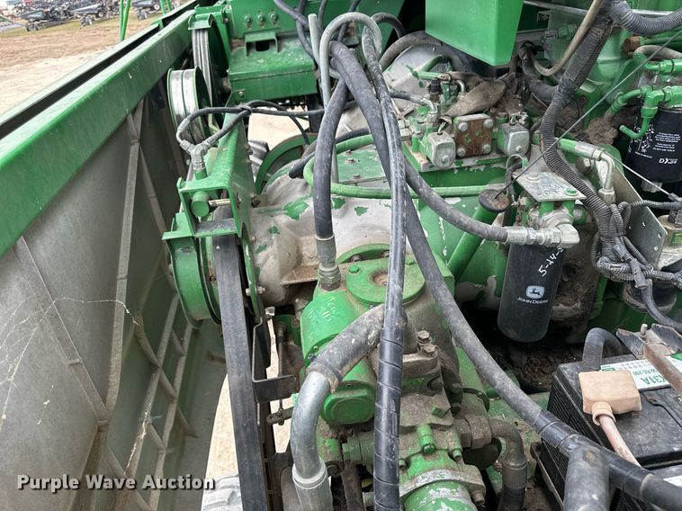 image for item NP9566 2003 John Deere 9750STS  combine