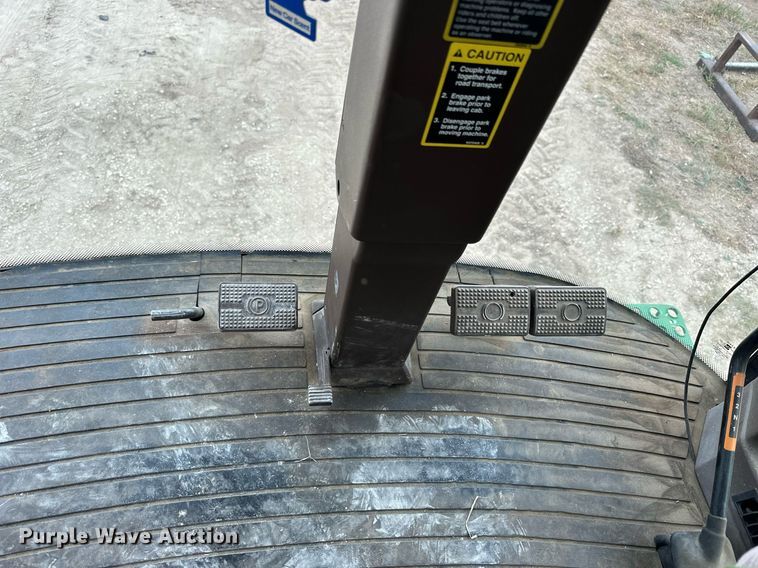 image for item NP9566 2003 John Deere 9750STS  combine