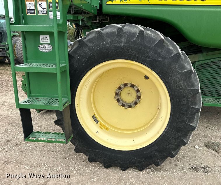 image for item NP9566 2003 John Deere 9750STS  combine