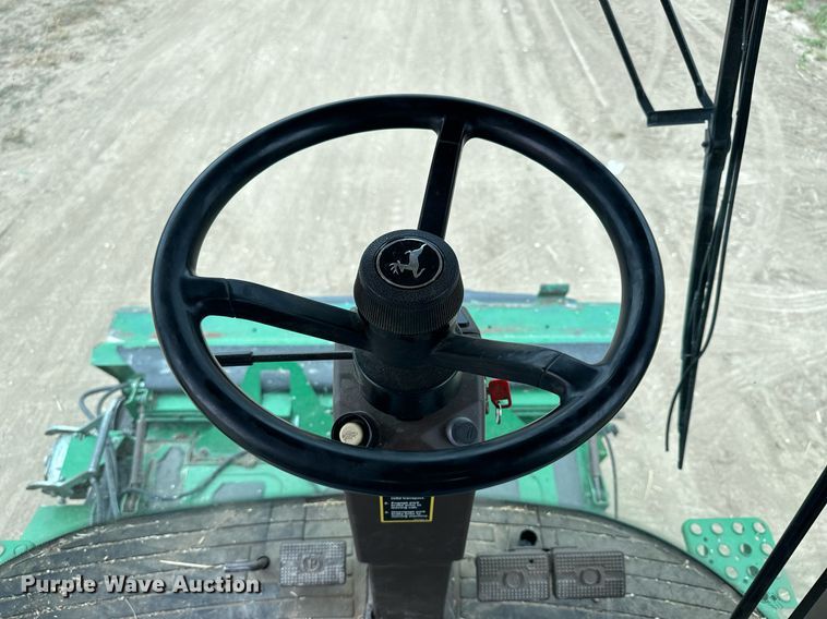 image for item NP9568 2007 John Deere 9760STS  combine