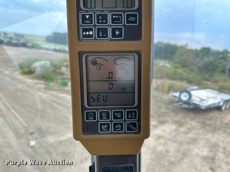 image for item NP9568 2007 John Deere 9760STS  combine