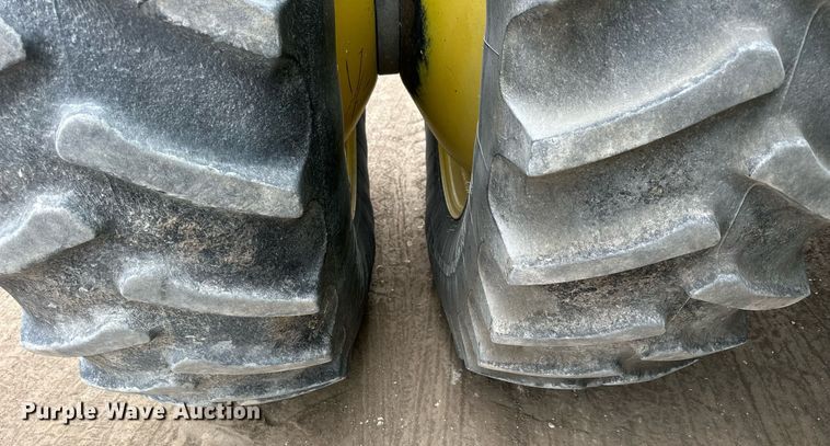 image for item NP9568 2007 John Deere 9760STS  combine