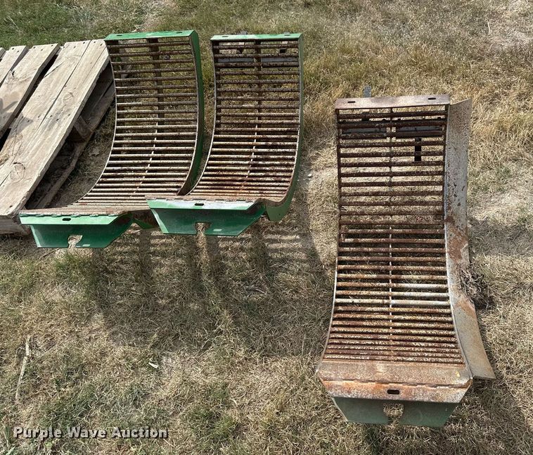 image for item NP9568 2007 John Deere 9760STS  combine