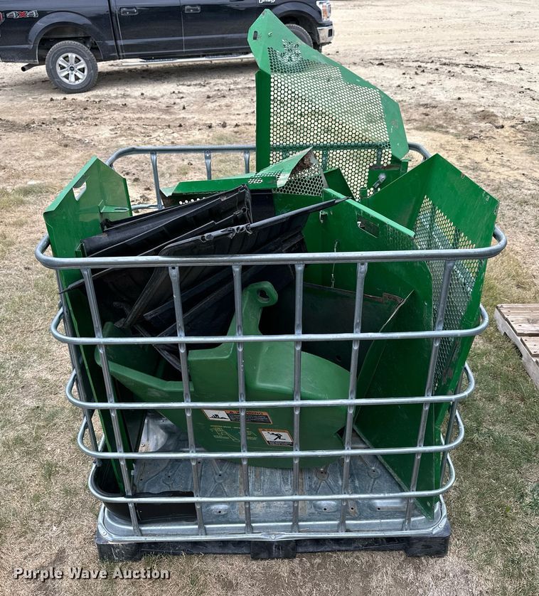 image for item NP9568 2007 John Deere 9760STS  combine