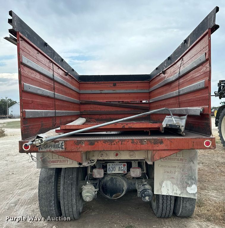 image for item NP9569 1989 Ford L8000  grain truck