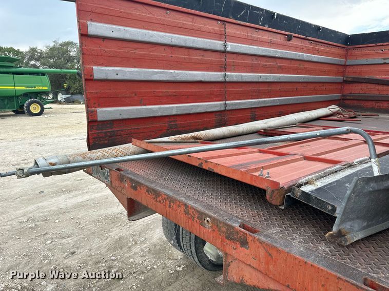 image for item NP9569 1989 Ford L8000  grain truck