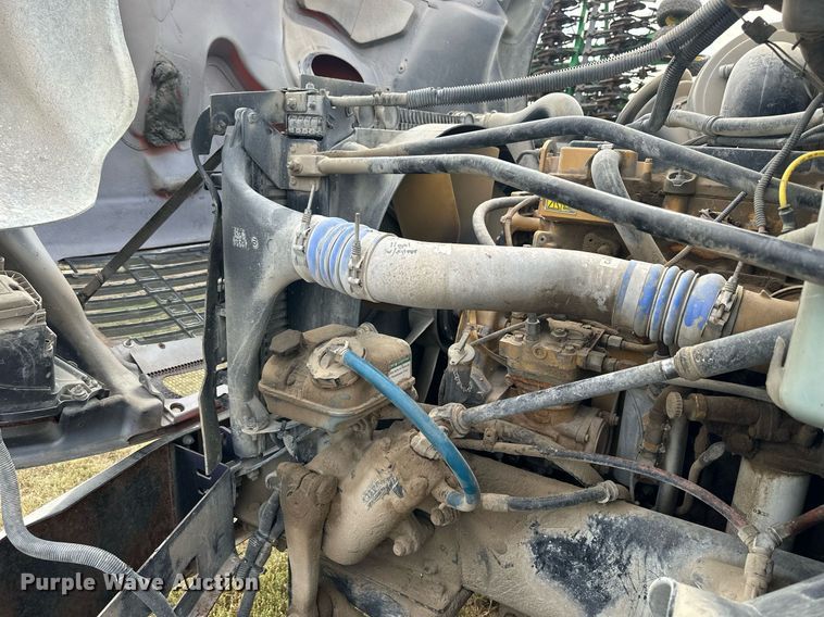 image for item NP9571 2006 Freightliner Columbia  semi truck