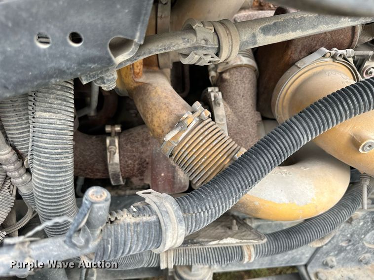 image for item NP9571 2006 Freightliner Columbia  semi truck