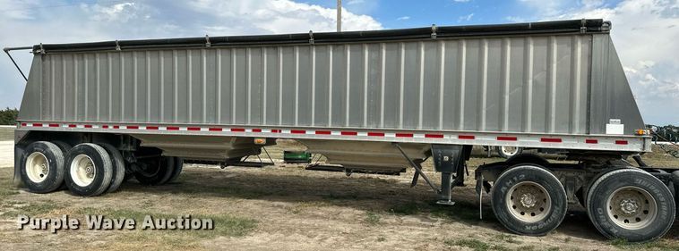 image for item NP9573 2014 Neville Built  grain trailer