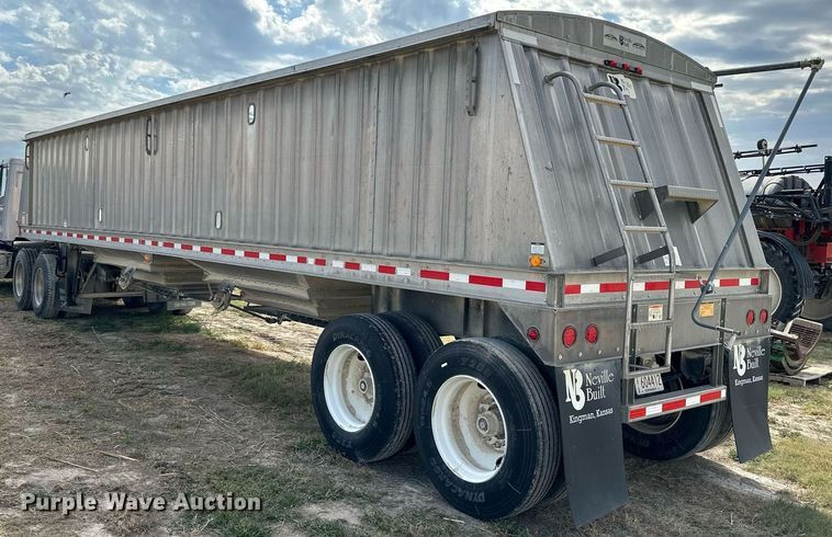 image for item NP9573 2014 Neville Built  grain trailer