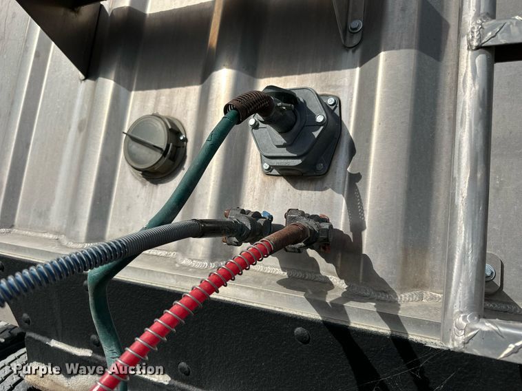 image for item NP9573 2014 Neville Built  grain trailer