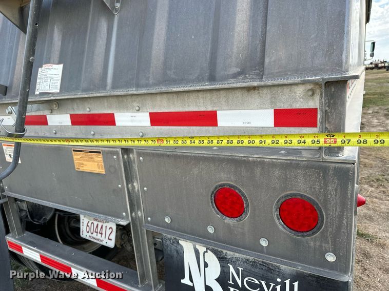 image for item NP9573 2014 Neville Built  grain trailer