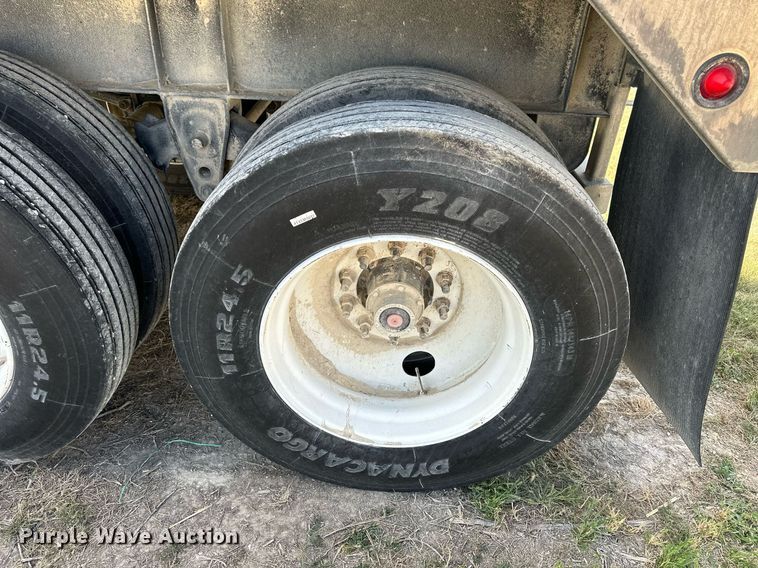 image for item NP9573 2014 Neville Built  grain trailer