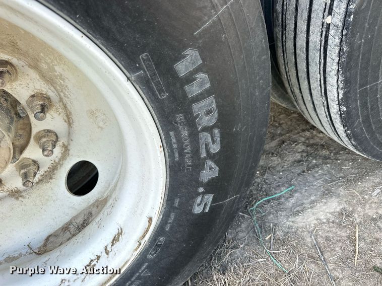 image for item NP9573 2014 Neville Built  grain trailer