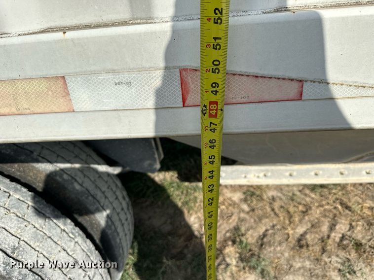 image for item NP9574 2000 Jet Co 26 GT  grain trailer