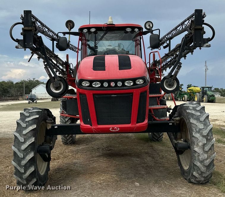 image for item NP9576 2011 Apache AS1020 sprayer