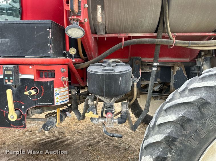 image for item NP9576 2011 Apache AS1020 sprayer