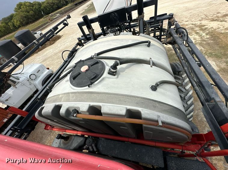 image for item NP9576 2011 Apache AS1020 sprayer