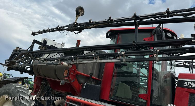 image for item NP9576 2011 Apache AS1020 sprayer